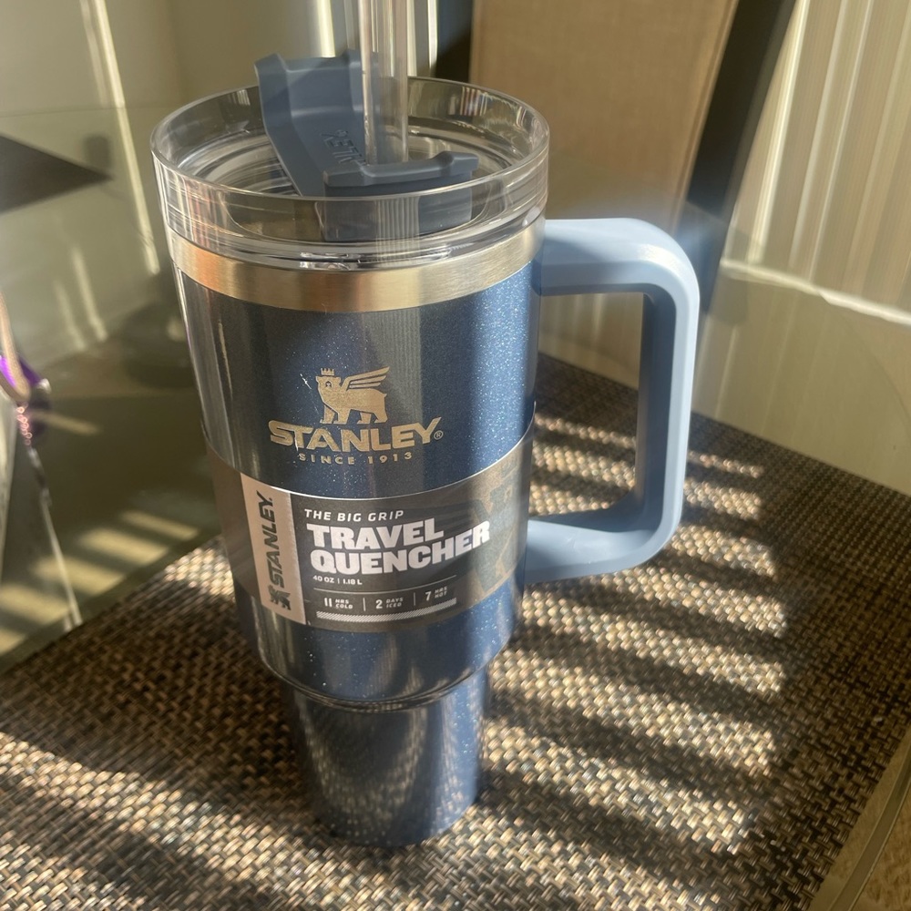 40 oz stanley tumbler with handle